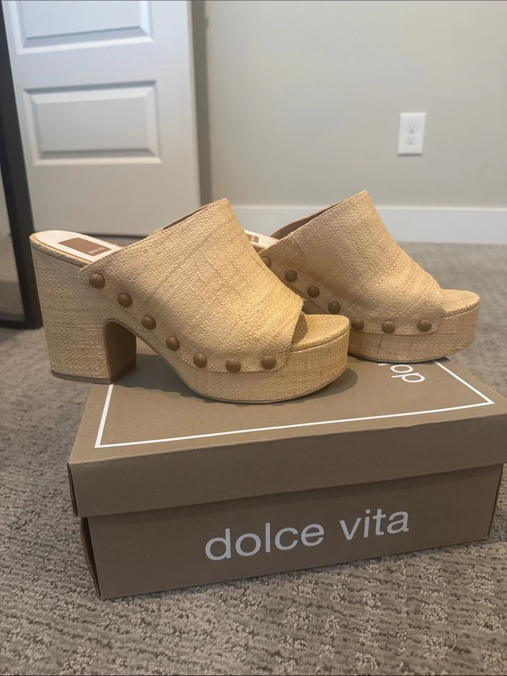 Dolce Vita Natural Raffia Tan Platform Mules